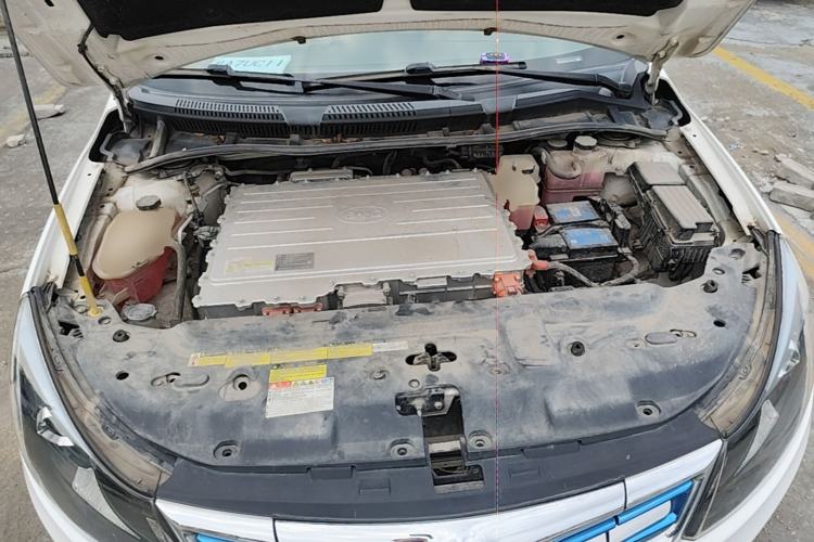 Used BYD e5 2017 300 Prestige Edition Engine Bay