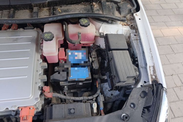 Used BYD e5 2017 300 Prestige Edition Engine Bay Left