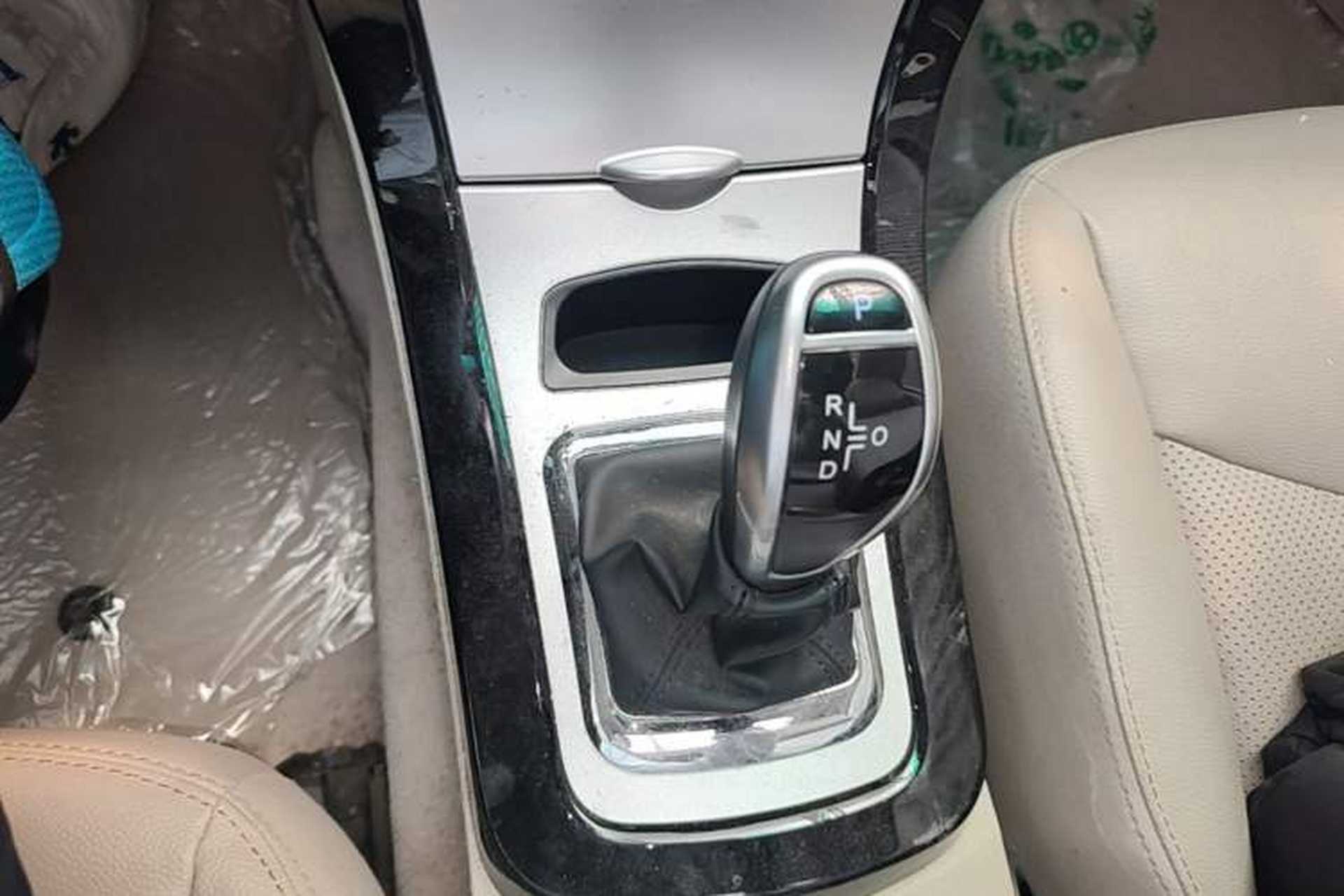 Used BYD e5 2017 300 Prestige Edition Gear Lever