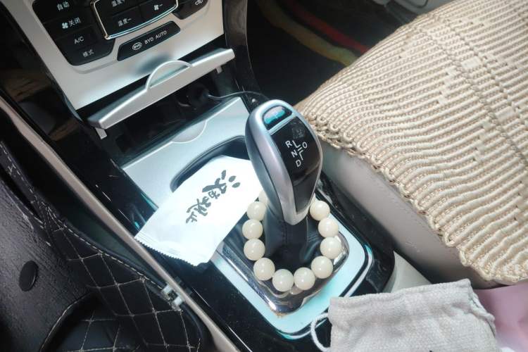 Used BYD e5 2017 300 Prestige Edition Gear Lever