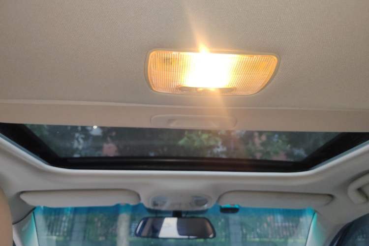 Used BYD e5 2017 300 Prestige Edition Headliner