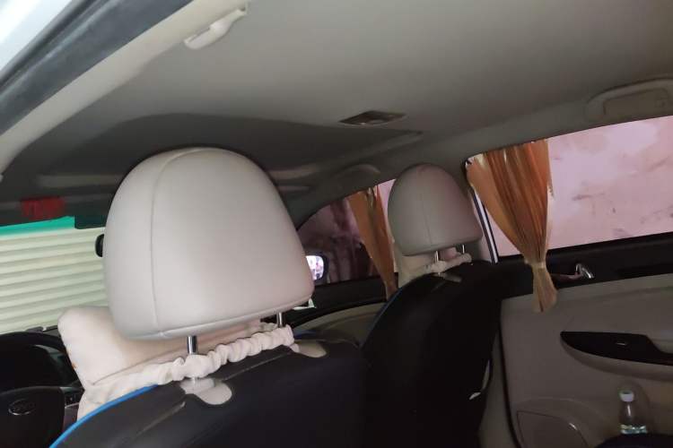 Used BYD e5 2017 300 Prestige Edition Headliner