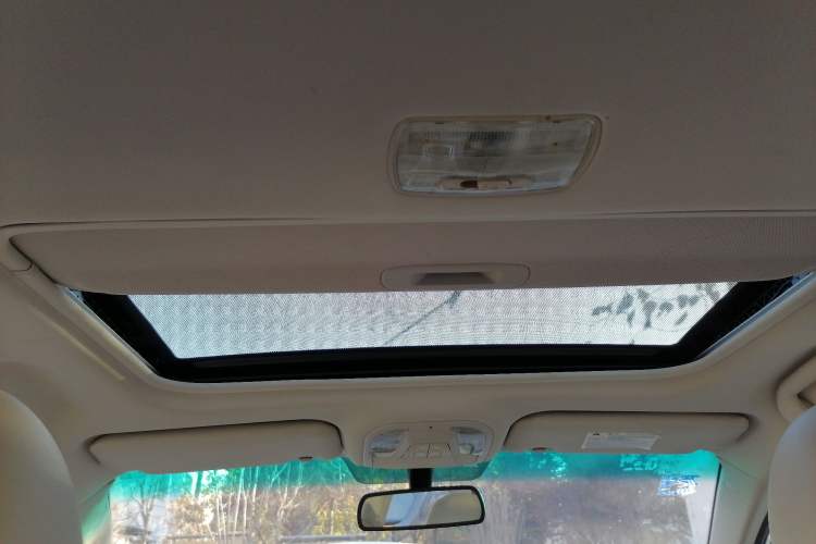 Used BYD e5 2017 300 Prestige Edition Headliner