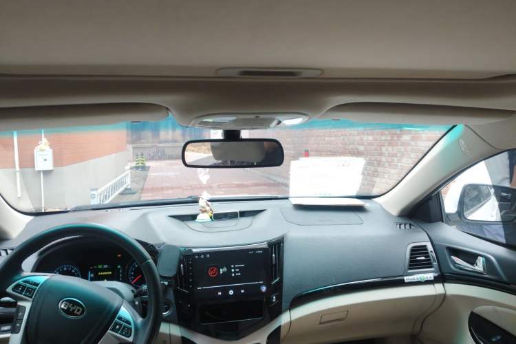 Used BYD e5 2017 300 Prestige Edition Headliner