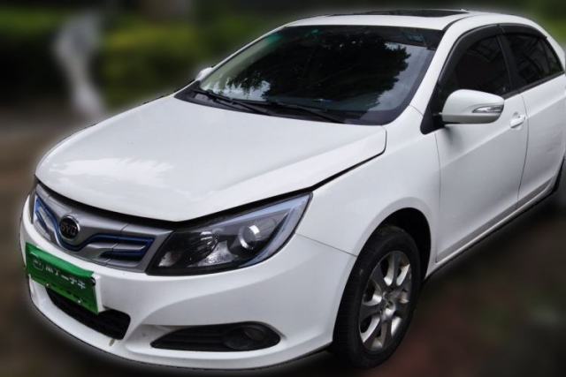 Used BYD e5 2017 300 Prestige Edition