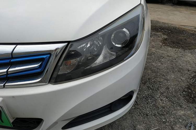 Used BYD e5 2017 300 Prestige Edition Left Front Headlight