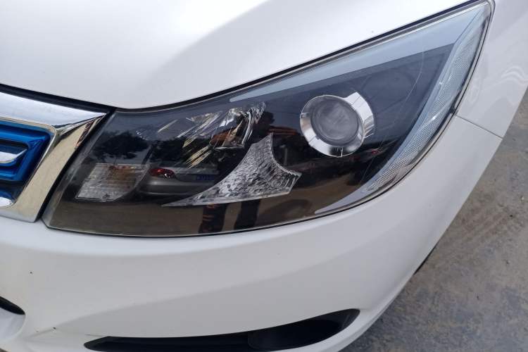 Used BYD e5 2017 300 Prestige Edition Left Front Headlight