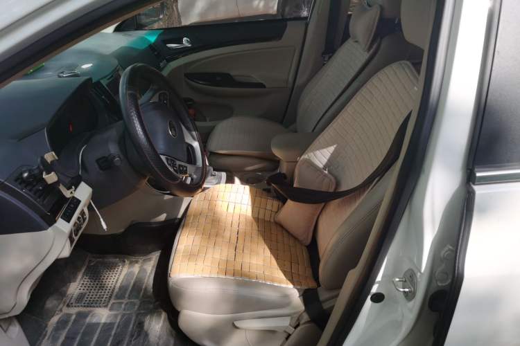Used BYD e5 2017 300 Prestige Edition Left Front Seat