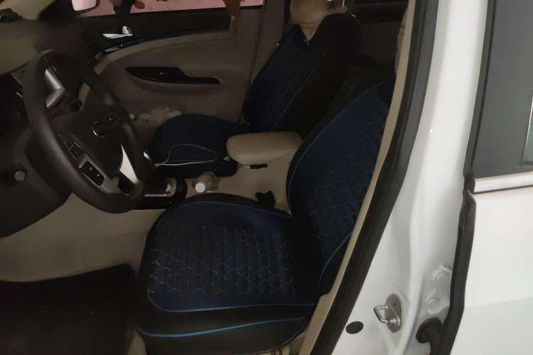 Used BYD e5 2017 300 Prestige Edition Left Front Seat