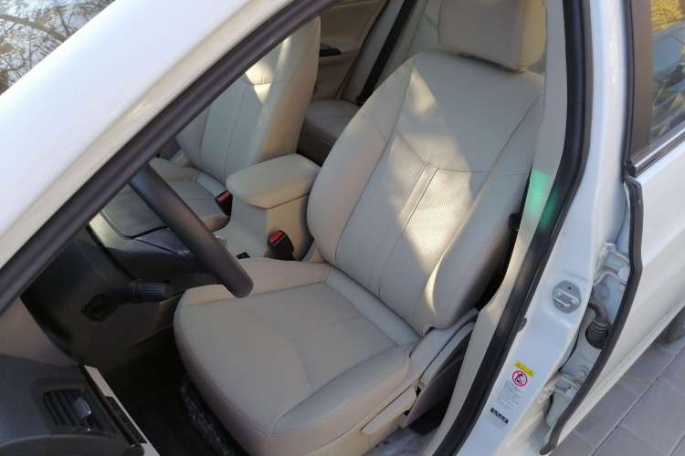 Used BYD e5 2017 300 Prestige Edition Left Front Seat