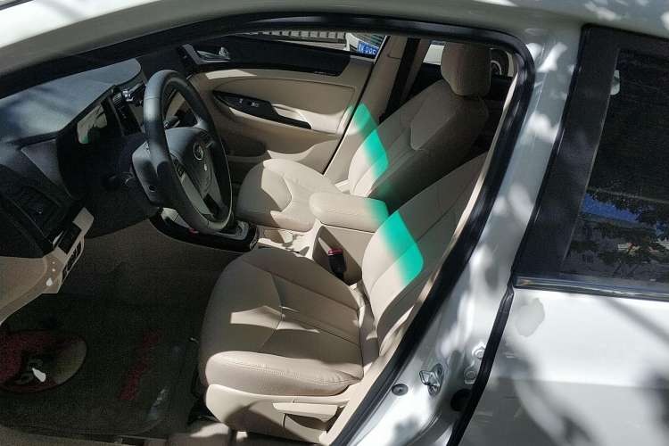 Used BYD e5 2017 300 e-Comfort Edition Left Front Seat