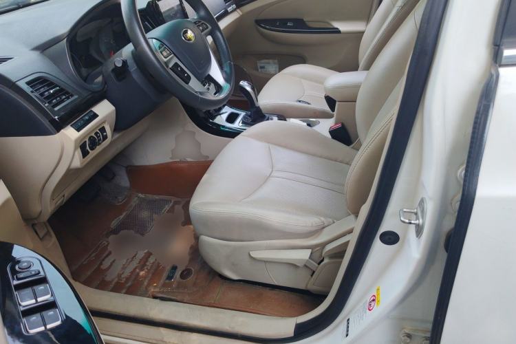 Used BYD e5 2017 300 Prestige Edition Left Front Seat