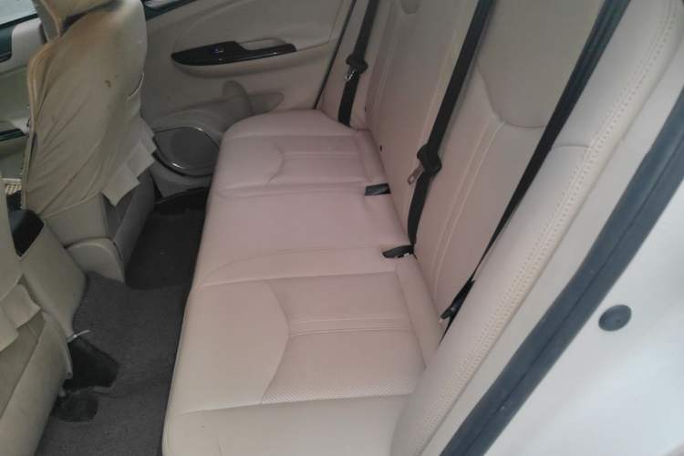 Used BYD e5 2017 300 Prestige Edition Left Rear Seat
