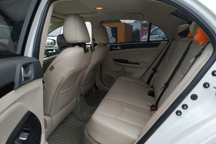 Used BYD e5 2017 300 Prestige Edition Left Rear Seat