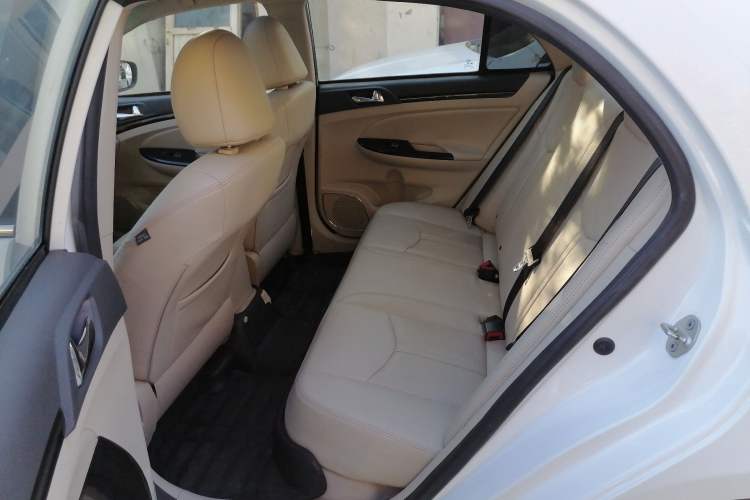 Used BYD e5 2017 300 Prestige Edition Left Rear Seat
