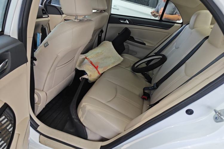 Used BYD e5 2017 300 Prestige Edition Left Rear Seat