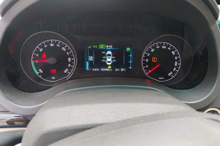 Used BYD e5 2017 300 Prestige Edition Odometer Close Up