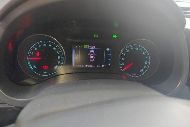 Used BYD e5 2017 300 e-Comfort Edition Odometer Close Up