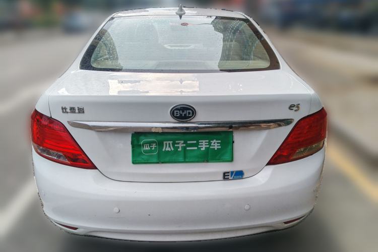 Used BYD e5 2017 300 Prestige Edition Rear