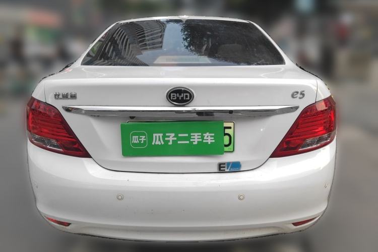 Used BYD e5 2017 300 Prestige Edition Rear