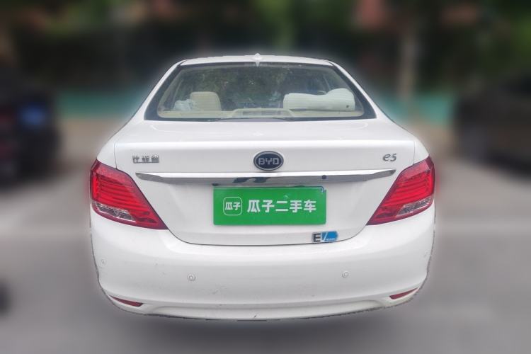 Used BYD e5 2017 300 Prestige Edition Rear