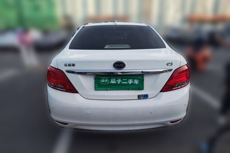 Used BYD e5 2017 300 Prestige Edition Rear