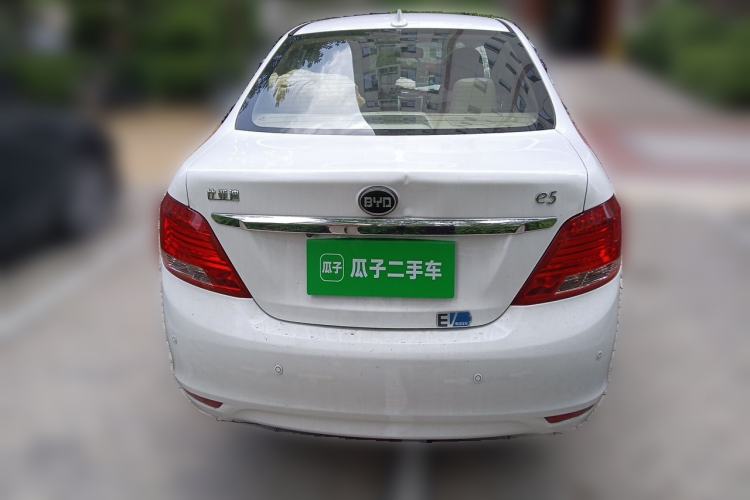 Used BYD e5 2017 300 Prestige Edition Rear