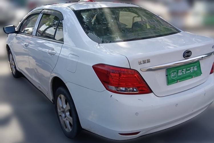Used BYD e5 2017 300 e-Comfort Edition Rear Left 45 Deg