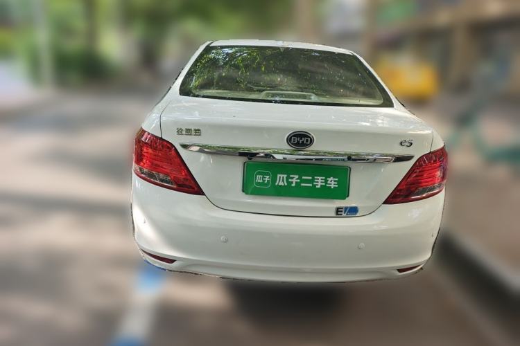 Used BYD e5 2017 300 Prestige Edition Rear