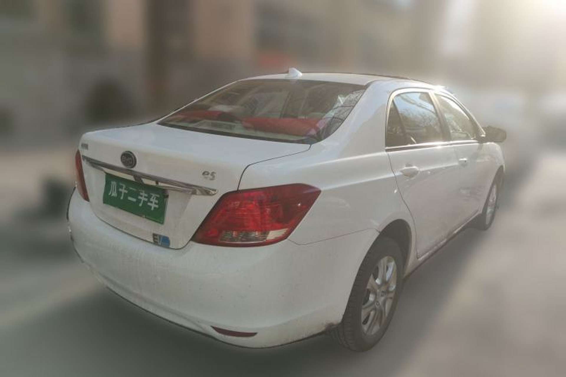 Used BYD e5 2017 300 Prestige Edition Rear Right 45 Deg