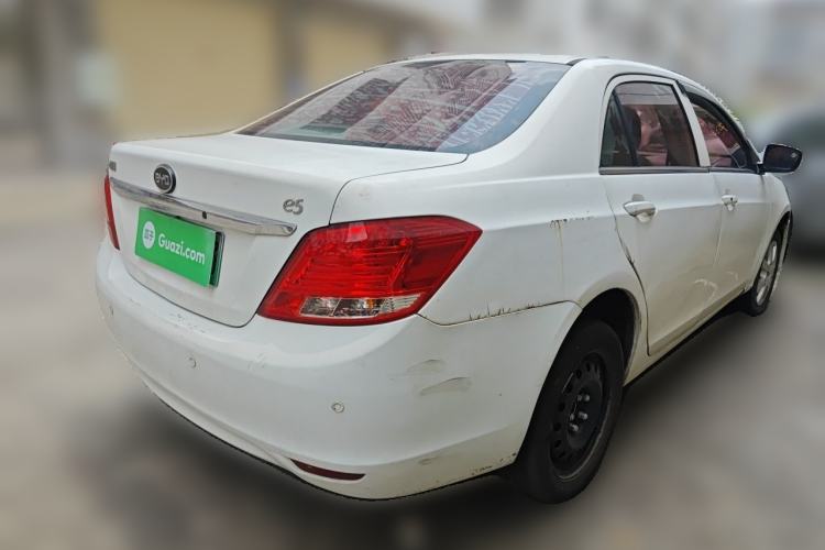 Used BYD e5 2017 300 e-Comfort Edition Rear Right 45 Deg
