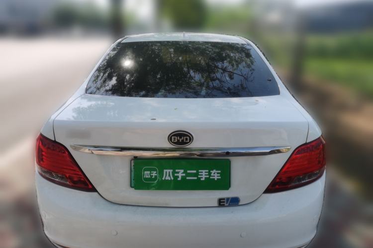 Used BYD e5 2017 300 Prestige Edition Rear