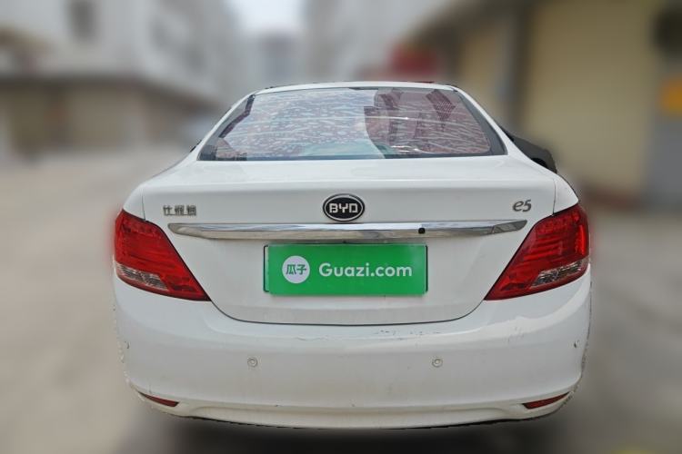 Used BYD e5 2017 300 e-Comfort Edition Rear