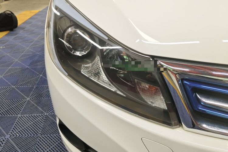 Used BYD e5 2017 300 Prestige Edition Right Front Headlight