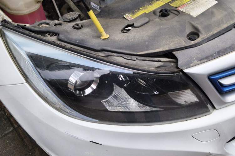 Used BYD e5 2017 300 Prestige Edition Right Front Headlight