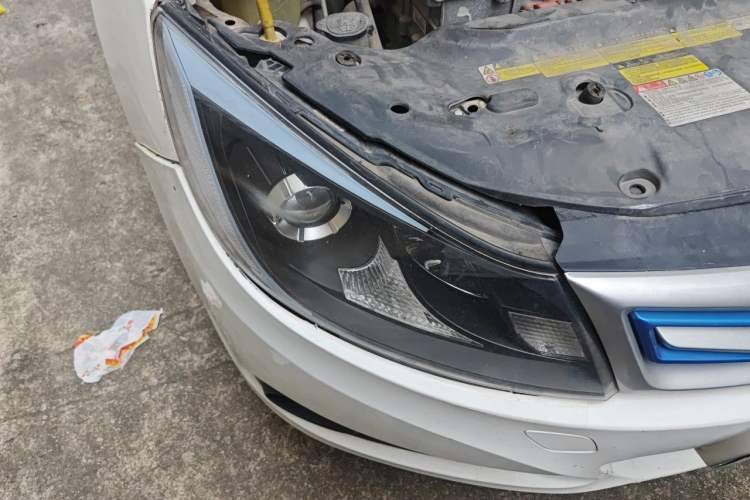 Used BYD e5 2017 300 e-Comfort Edition Right Front Headlight