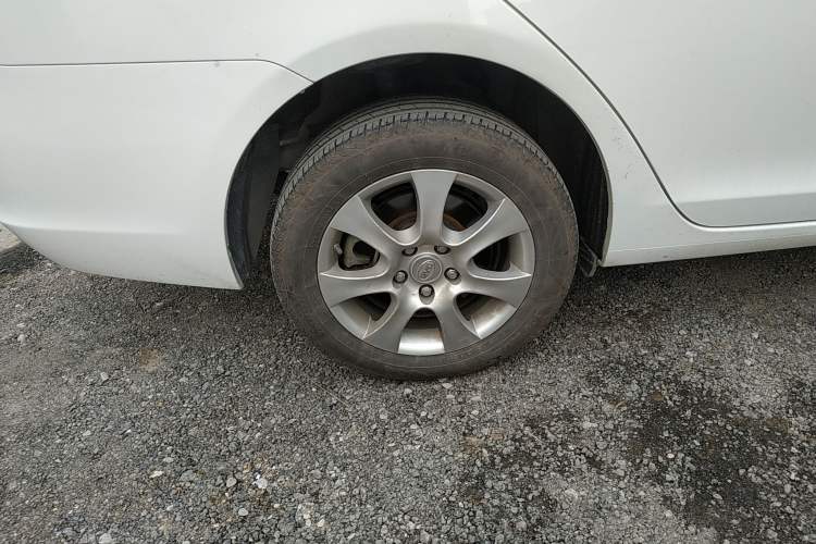 Used BYD e5 2017 300 Prestige Edition Right Rear Wheel Hub