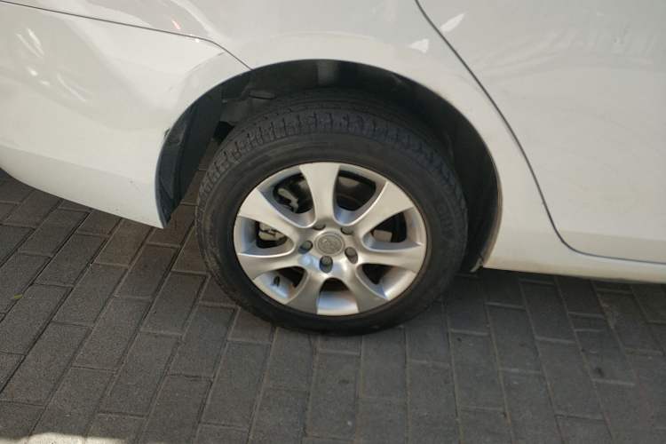 Used BYD e5 2017 300 e-Comfort Edition Right Rear Wheel Hub
