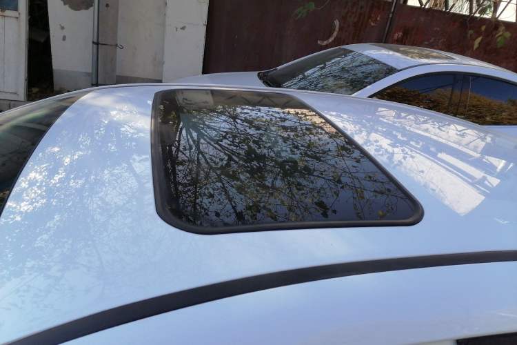 Used BYD e5 2017 300 Prestige Edition Roof