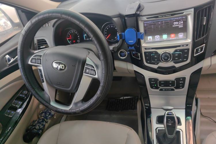 Used BYD e5 2017 300 Prestige Edition Steering Wheel