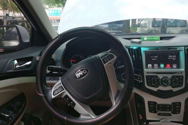 Used BYD e5 2017 300 Prestige Edition Steering Wheel