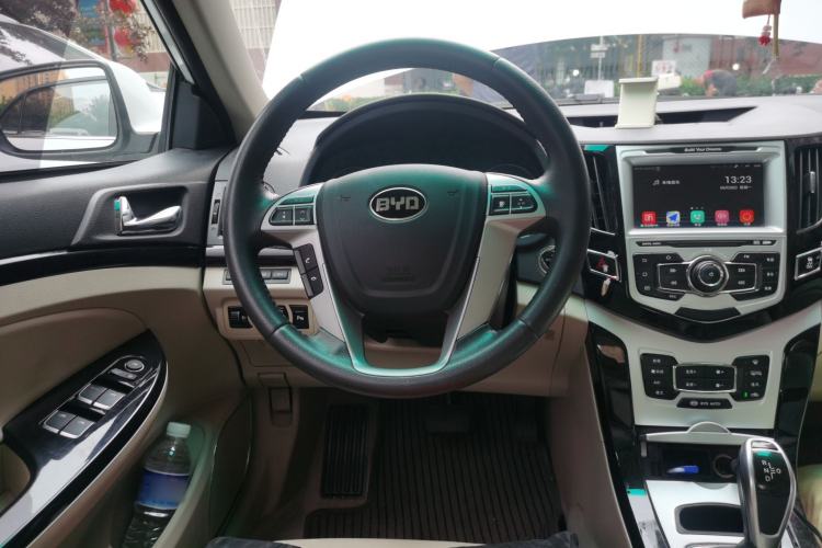 Used BYD e5 2017 300 Prestige Edition Steering Wheel