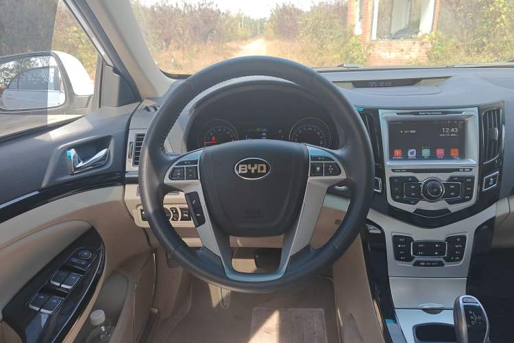 Used BYD e5 2017 300 Prestige Edition Steering Wheel