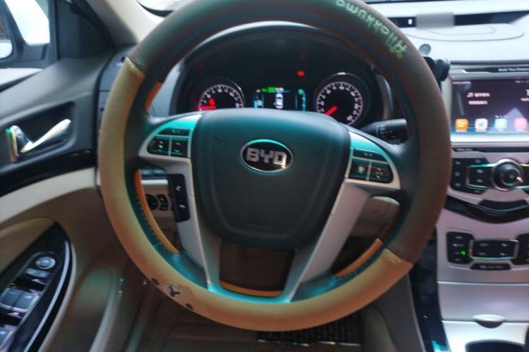 Used BYD e5 2017 300 Prestige Edition Steering Wheel