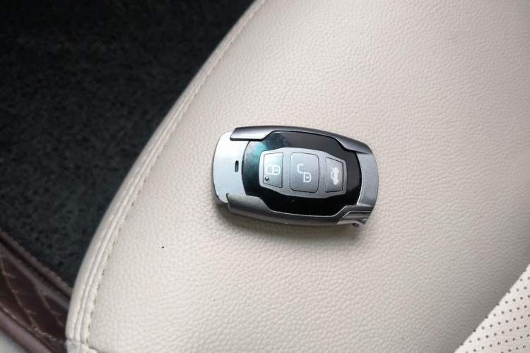 Used BYD e5 2017 300 Prestige Edition Vehicle Key