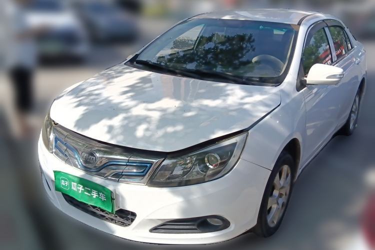 BYD e5 2017 300 e-Comfort Edition usado Guazi used car, China used car export, Used car for sale, Used  cars, Cheapest cars for sale