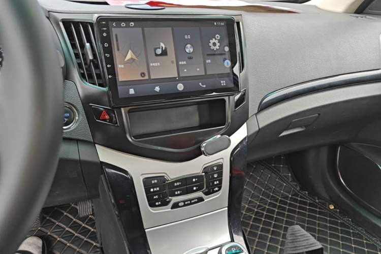 Used BYD e5 2018 Travel Edition Audio And AC Panel