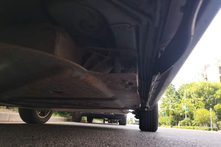 Used BYD e5 2018 Travel Edition Chassis Front Left
