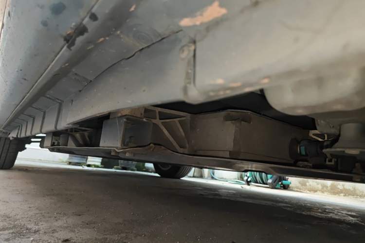 Used BYD e5 2018 Travel Edition Chassis Front Right
