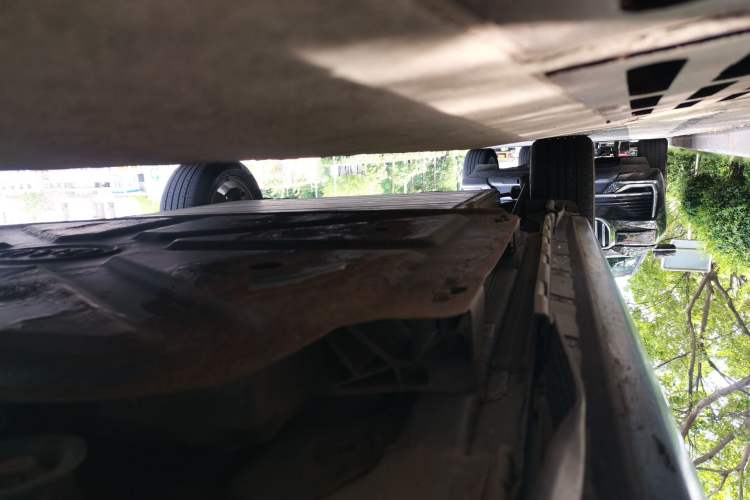 Used BYD e5 2018 Travel Edition Chassis Front Right